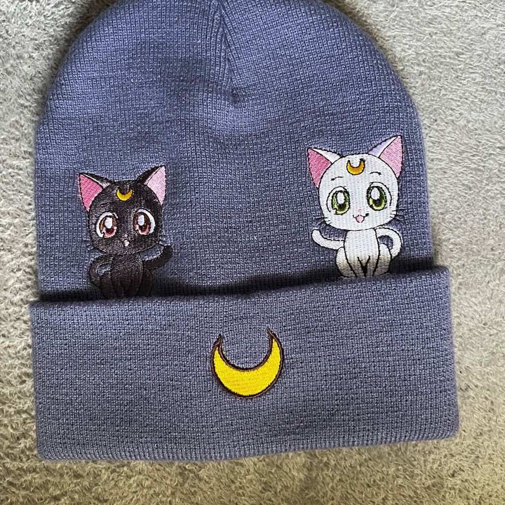 Sailor Moon Luna & Artemis Youth Cuff Beanie 🆕
